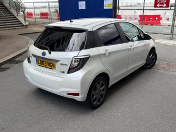 Toyota Yaris 1.5 VVT-h Trend CVT Euro 5 5dr
