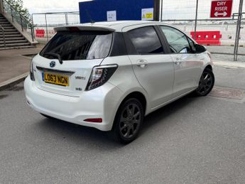 Toyota Yaris 1.5 VVT-h Trend CVT Euro 5 5dr