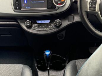 Toyota Yaris 1.5 VVT-h Trend CVT Euro 5 5dr