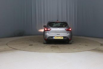 Renault Clio 1.2 16V Dynamique MediaNav Euro 5 5dr