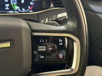 Land Rover Range Rover Evoque 1.5 P300e 12.2kWh R-Dynamic SE SUV 5dr Petrol Plug-in Hybrid Aut