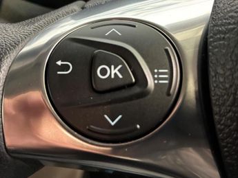 Ford Grand Tourneo Connect 1.5 EcoBlue Zetec Auto Euro 6 (s/s) 5dr