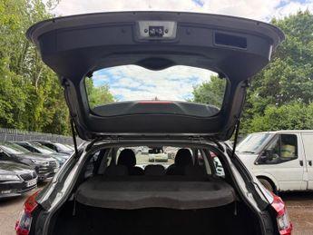 Nissan Qashqai 1.2 DIG-T Acenta XTRON Euro 6 (s/s) 5dr