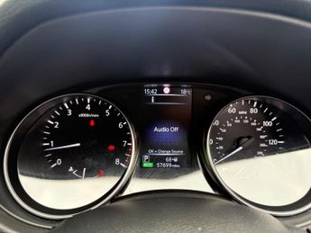 Nissan Qashqai 1.2 DIG-T Acenta XTRON Euro 6 (s/s) 5dr