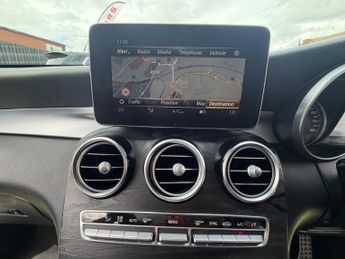 Mercedes-Benz GLC 2.1 GLC250d AMG Line (Premium Plus) SUV 5dr Diesel G-Tronic 4MAT