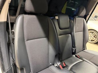Volvo XC90 2.4 D5 Active Geartronic AWD 5dr
