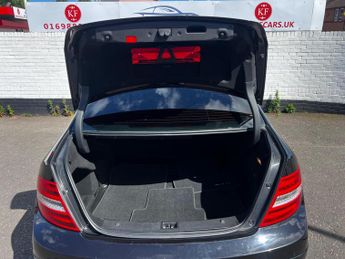 Mercedes-Benz C Class 2.1 C250 CDI BlueEfficiency AMG Sport G-Tronic+ Euro 5 (s/s) 4dr
