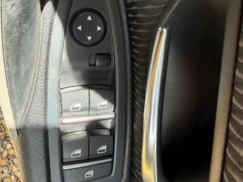 BMW 3 Series 2.0 320i SE Auto Euro 6 (s/s) 4dr