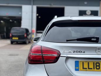 Mercedes-Benz GLA 2.1 GLA200d AMG Line (Premium) 7G-DCT Euro 6 (s/s) 5dr
