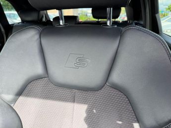 Audi Q5 2.0 TDI S line S Tronic quattro Euro 6 (s/s) 5dr