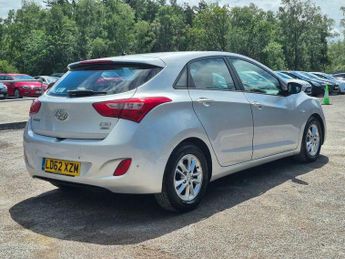 Hyundai i30 1.6 CRDi Active Auto Euro 5 5dr