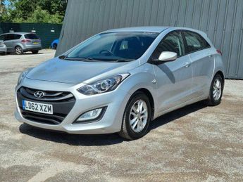 Hyundai i30 1.6 CRDi Active Auto Euro 5 5dr