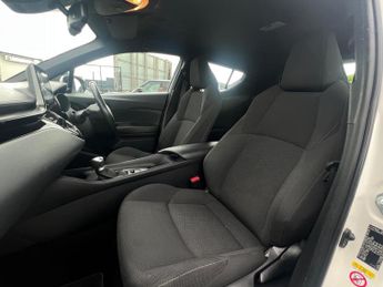 Toyota C-HR 1.8 VVT-h Icon CVT Euro 6 (s/s) 5dr