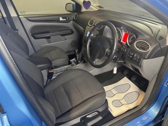 Ford Focus 1.6 Sport 5dr