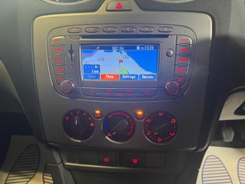 Ford Focus 1.6 Sport 5dr
