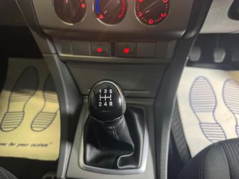 Ford Focus 1.6 Sport 5dr