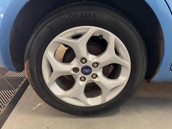 Ford Focus 1.6 Sport 5dr