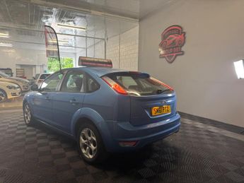 Ford Focus 1.6 Sport 5dr