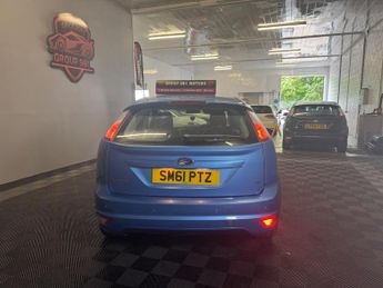 Ford Focus 1.6 Sport 5dr