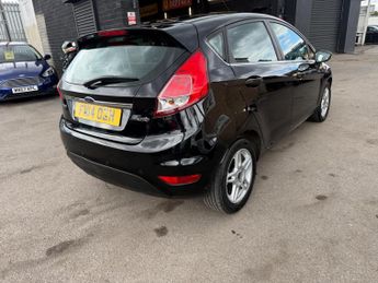 Ford Fiesta 1.0T EcoBoost Zetec Euro 5 (s/s) 5dr