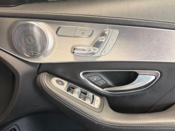 Mercedes-Benz C Class 2.1 C220d AMG Line (Premium Plus) 7G-Tronic+ Euro 6 (s/s) 4dr