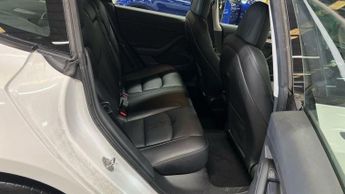 Tesla Model 3 Auto RWD 4dr