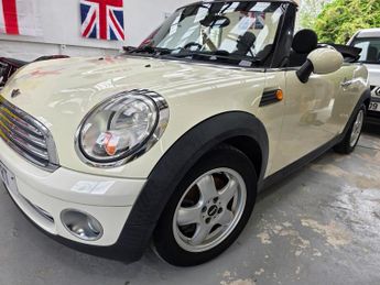 MINI Convertible 1.6 Cooper Convertible 2dr Petrol Manual Euro 4 (115 ps)