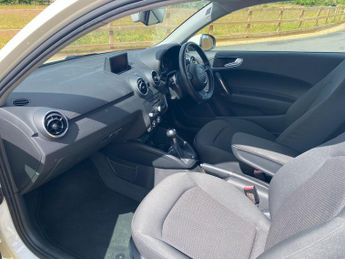 Audi A1 1.4 TFSI Sport S Tronic Euro 5 (s/s) 3dr