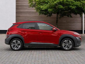 Hyundai KONA 39kWh Premium SUV 5dr Electric Auto (10.5kW Charger) (136 ps)