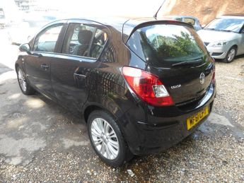 Vauxhall Corsa 1.4 16V SE Auto Euro 5 5dr