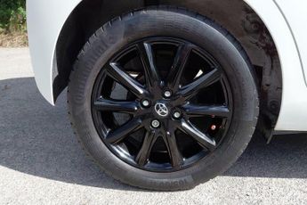 Toyota AYGO 1.0 VVT-i x-press x-shift Euro 6 5dr