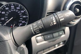 Nissan Juke 1.0 DiG-T 114 N-Connecta 5dr DCT