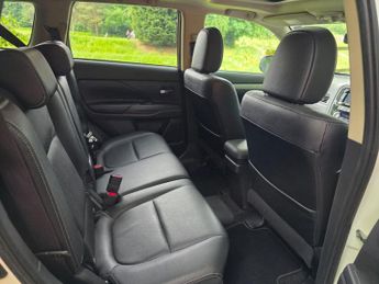 Mitsubishi Outlander 2.0h 12kWh GX4h CVT 4WD Euro 5 (s/s) 5dr