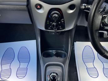 Peugeot 108 1.0 Active Hatchback 2 Tronic Euro 6