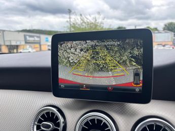 Mercedes-Benz A Class 2.1 A200d Sport (Premium) 7G-DCT Euro 6 (s/s) 5dr
