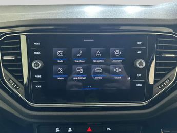 Volkswagen T-Roc 2.0 TSI R SUV 5dr Petrol DSG 4Motion Euro 6 (s/s) (300 ps)