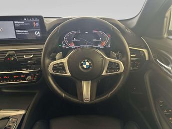 BMW 5 Series 2.0 520d MHT M Sport Touring 5dr Diesel Hybrid Steptronic Euro 6