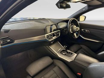 BMW 3 Series 2.0 330e 12kWh M Sport Touring 5dr Petrol Plug-in Hybrid Auto Eu