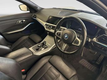 BMW 3 Series 2.0 330e 12kWh M Sport Touring 5dr Petrol Plug-in Hybrid Auto Eu