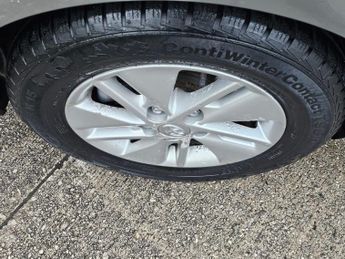Toyota Auris 1.8 VVT-h Icon CVT Euro 5 (s/s) 5dr