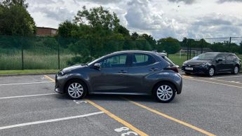 Toyota Yaris 1.5 VVT-h Icon E-CVT Euro 6 (s/s) 5dr