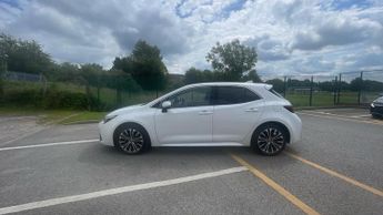 Toyota Corolla 1.8 VVT-h Design CVT Euro 6 (s/s) 5dr