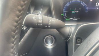 Toyota Corolla 1.8 VVT-h Design CVT Euro 6 (s/s) 5dr