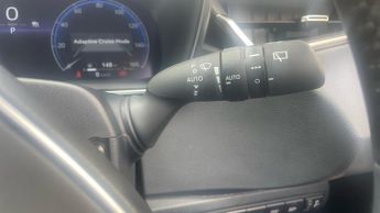 Toyota Corolla 1.8 VVT-h Design CVT Euro 6 (s/s) 5dr