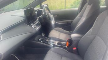 Toyota Corolla 1.8 VVT-h Design CVT Euro 6 (s/s) 5dr