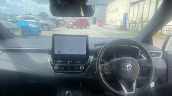 Toyota Corolla 1.8 VVT-h Design CVT Euro 6 (s/s) 5dr