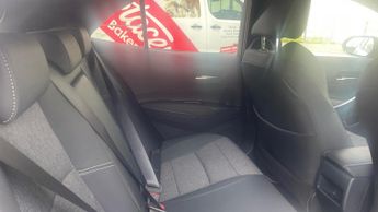 Toyota Corolla 1.8 VVT-h Design CVT Euro 6 (s/s) 5dr