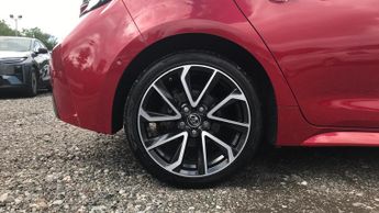Toyota Corolla 1.8 VVT-h Excel CVT Euro 6 (s/s) 5dr