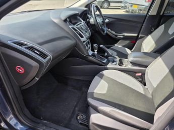 Ford Focus 1.6 TDCi Zetec Navigator Euro 5 (s/s) 5dr