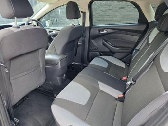 Ford Focus 1.6 TDCi Zetec Navigator Euro 5 (s/s) 5dr